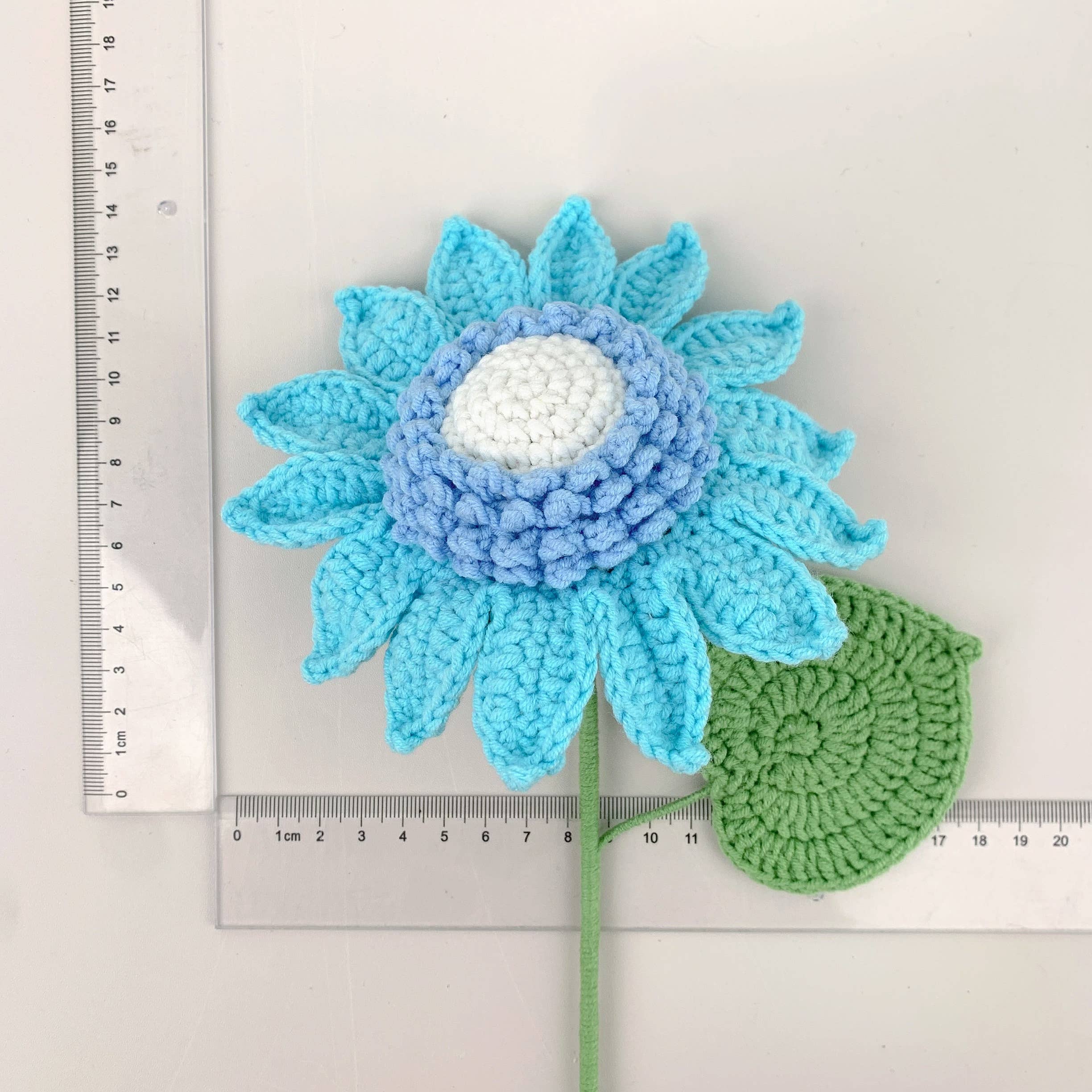 Lilyrosy（Duty free) - Wholesale Kunstbloemen - Handgemaakte gehaakte zonnebloemen cadeaus, vakantiecadeaus, woondecoratie7