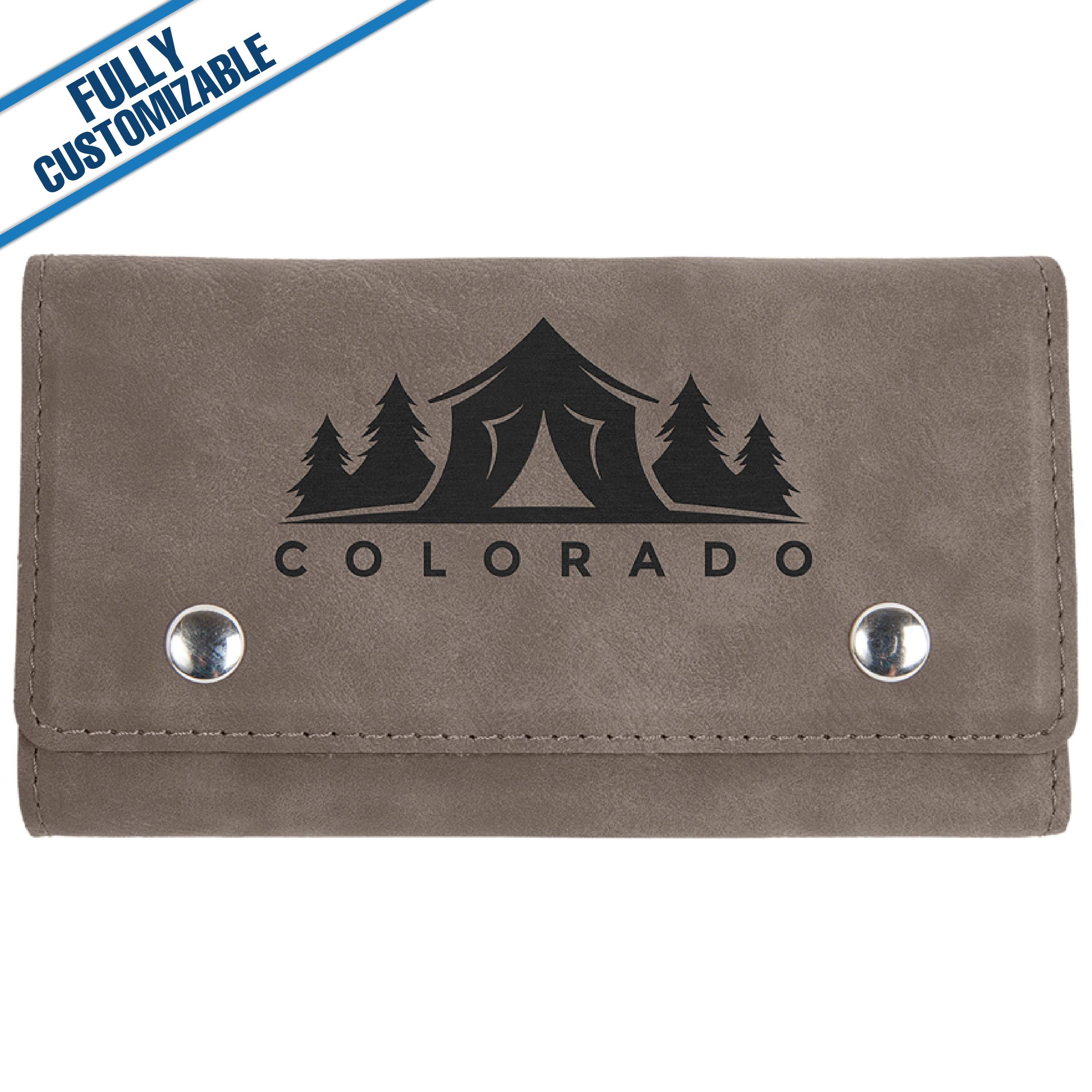 GiftWorksPlus - Vente Jeux de cartes - Ensemble de cartes et de dés en similicuir gravé - Entièrement personnalisable4