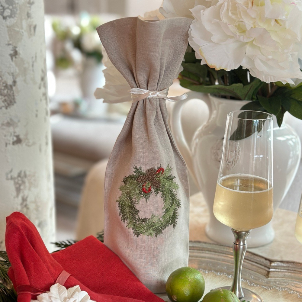 Arte Italica & Crown Linen Designs - Wholesale Wine Gift Bag - Juniper Wreath Wine Bag - Christmas1