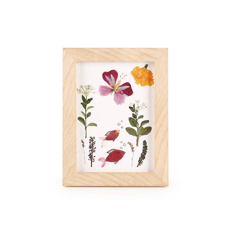Kikkerland Design Inc - Wholesale Picture Frame - HUCKLEBERRY PRESSED FLOWER FRAME1