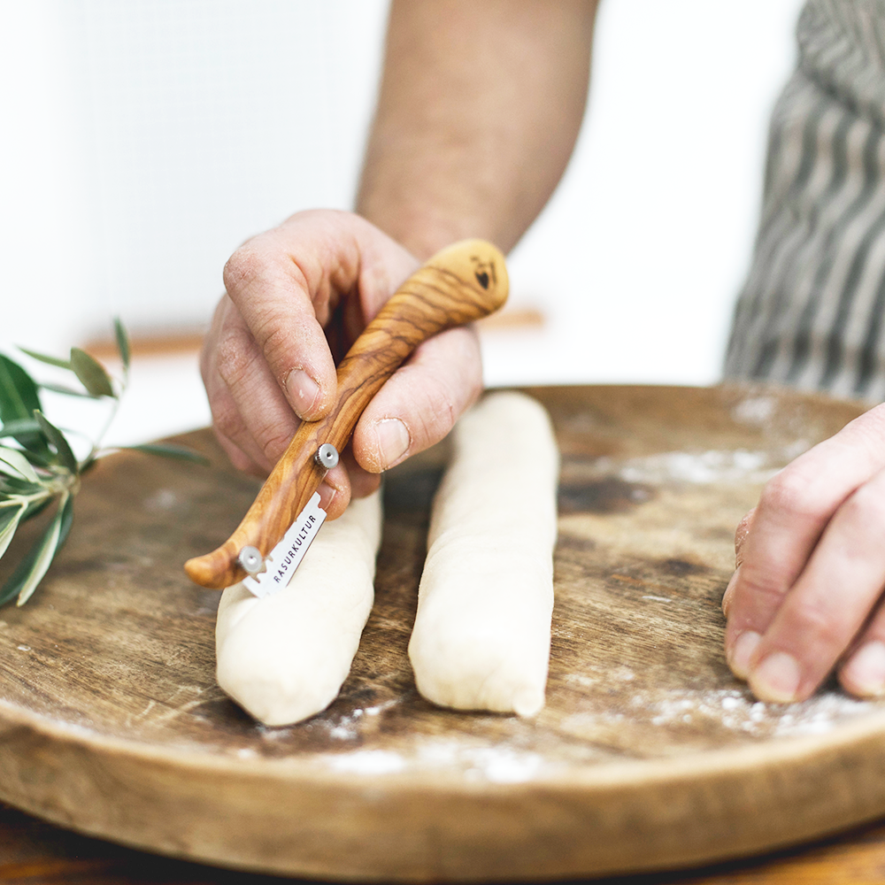 Bake Affair GmbH - Wholesale Kitchen/Utility Knife - Baker's knife4