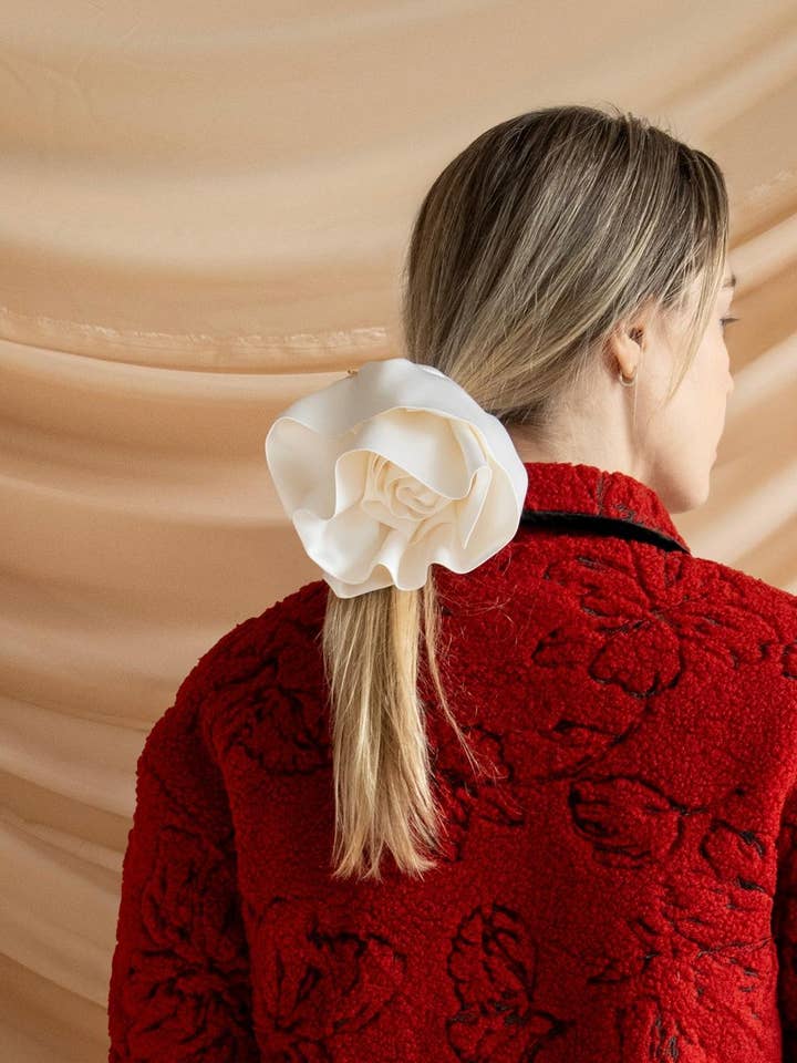 Scrunchie Sacra Rosa por atacado de Jasmine Chong