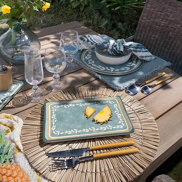 Novastyl - Wholesale Dinner Plate - Rectangular dish capria 24x17cm in green earthenware1