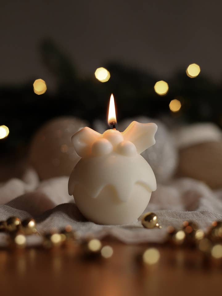 Little Pudding Christmas Candle for wholesale by Studio Billie