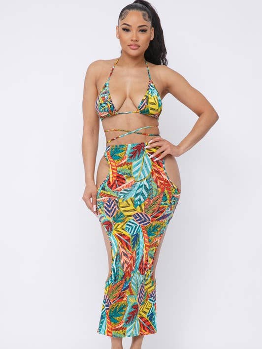 Ensemble de jupe imprimée avec haut de soutien-gorge et jolis côtés pour la vente par Boswell