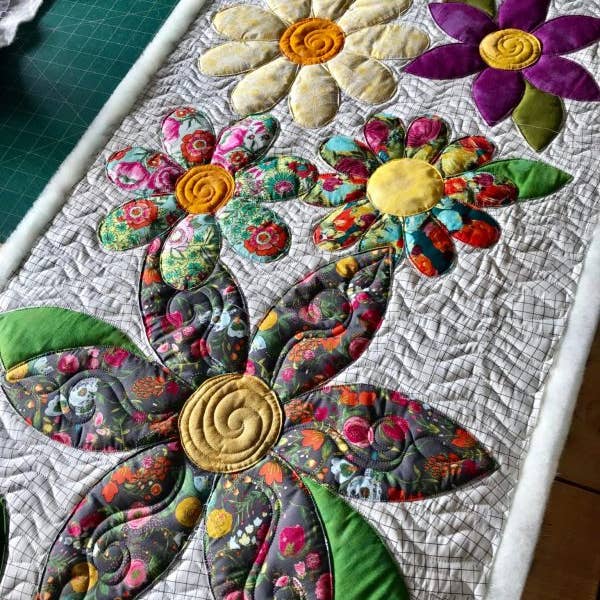 Free Bird Quilting Designs - Wholesale Craft sewing kit - 9. Blossoms Table Runner Pattern3