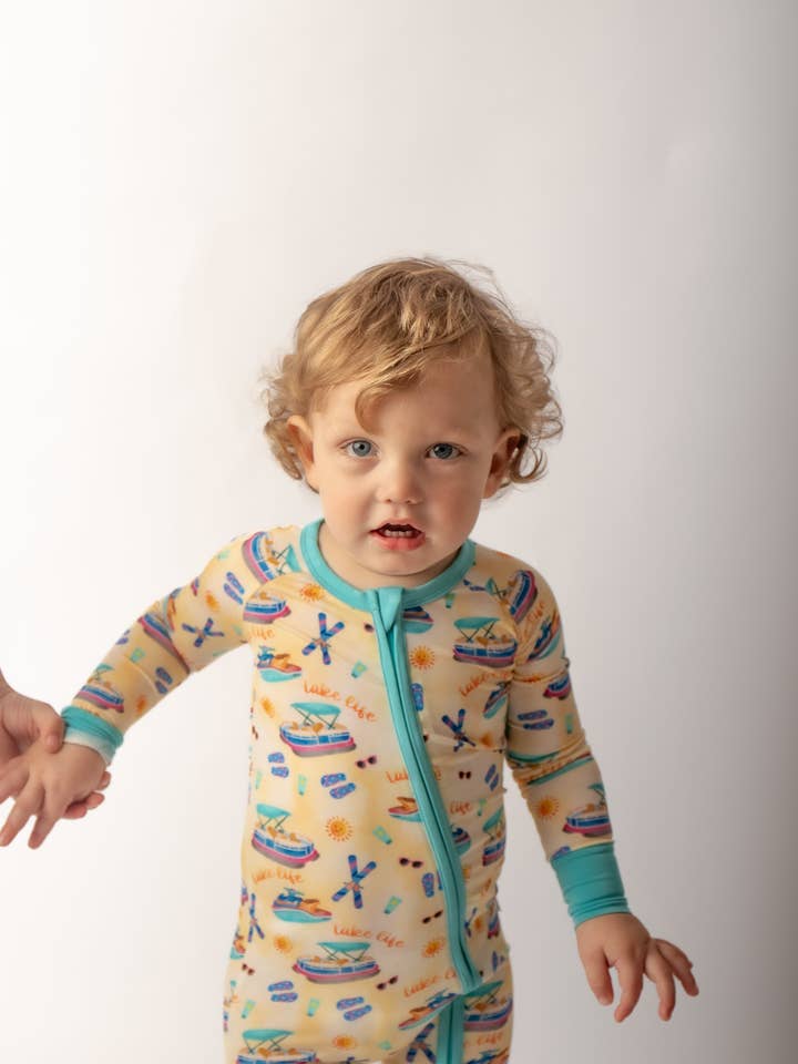 Ducky Dreams - Wholesale Sleepsuit - Baby - Lake Life CONVERTIBLE ZIP ROMPER2