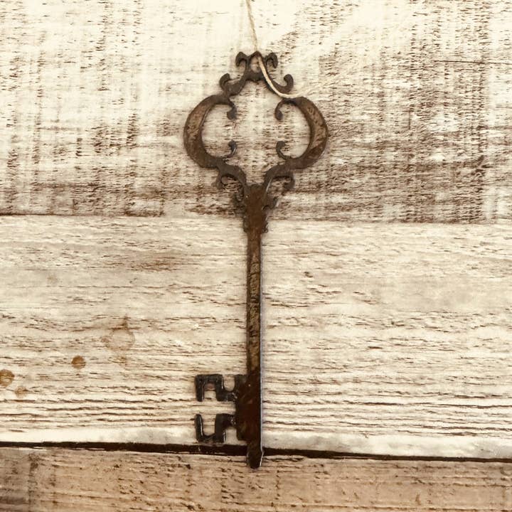 Universal Ironworks USA - Wholesale Ornament - Key Vintage Inspired Rusty Metal Key Made In USA Ornament0