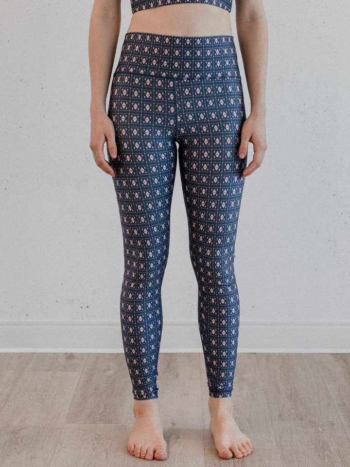 Leggins Identity para venta al por mayor de SheNative Goods