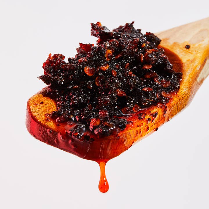 Burns Canyon Spice Co - Vente Sauces piquantes - VAQUERO Chile Crisp - Bocaux de 4 oz et 8 oz6