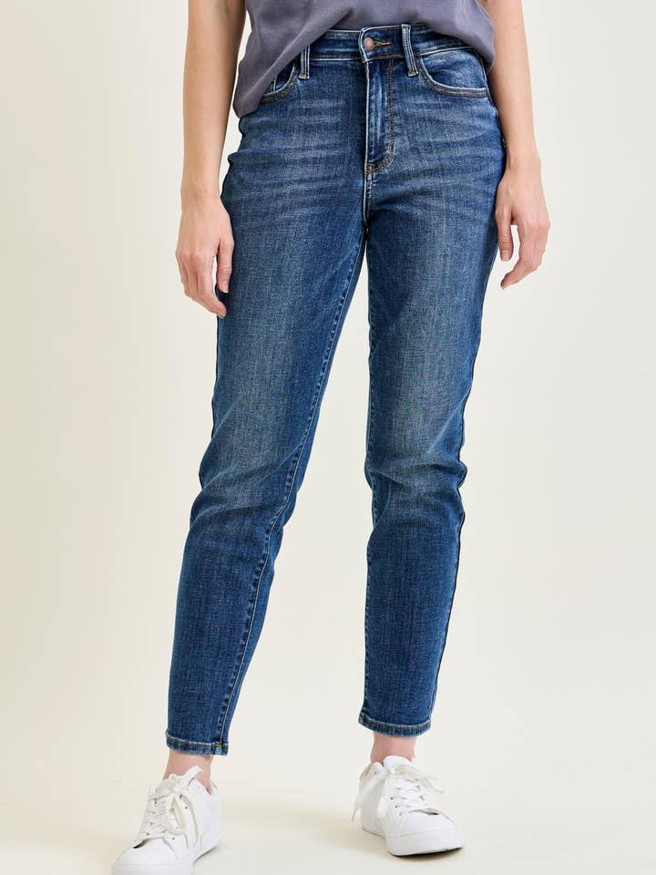 HW Shield Back Pocket Slim for wholesale by Judy Blue Jeans