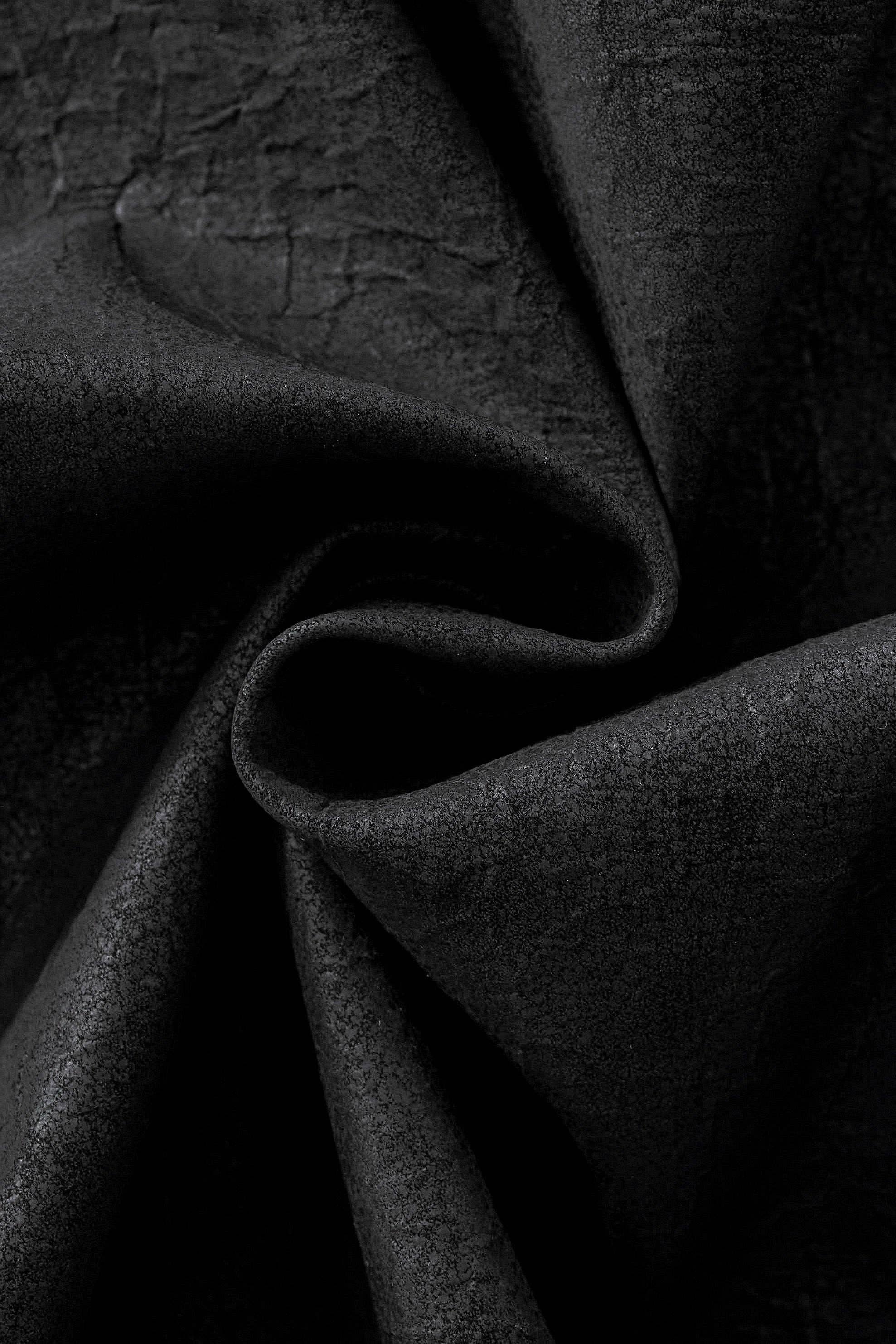 BLACK -BLACK for wholesale on Faire7