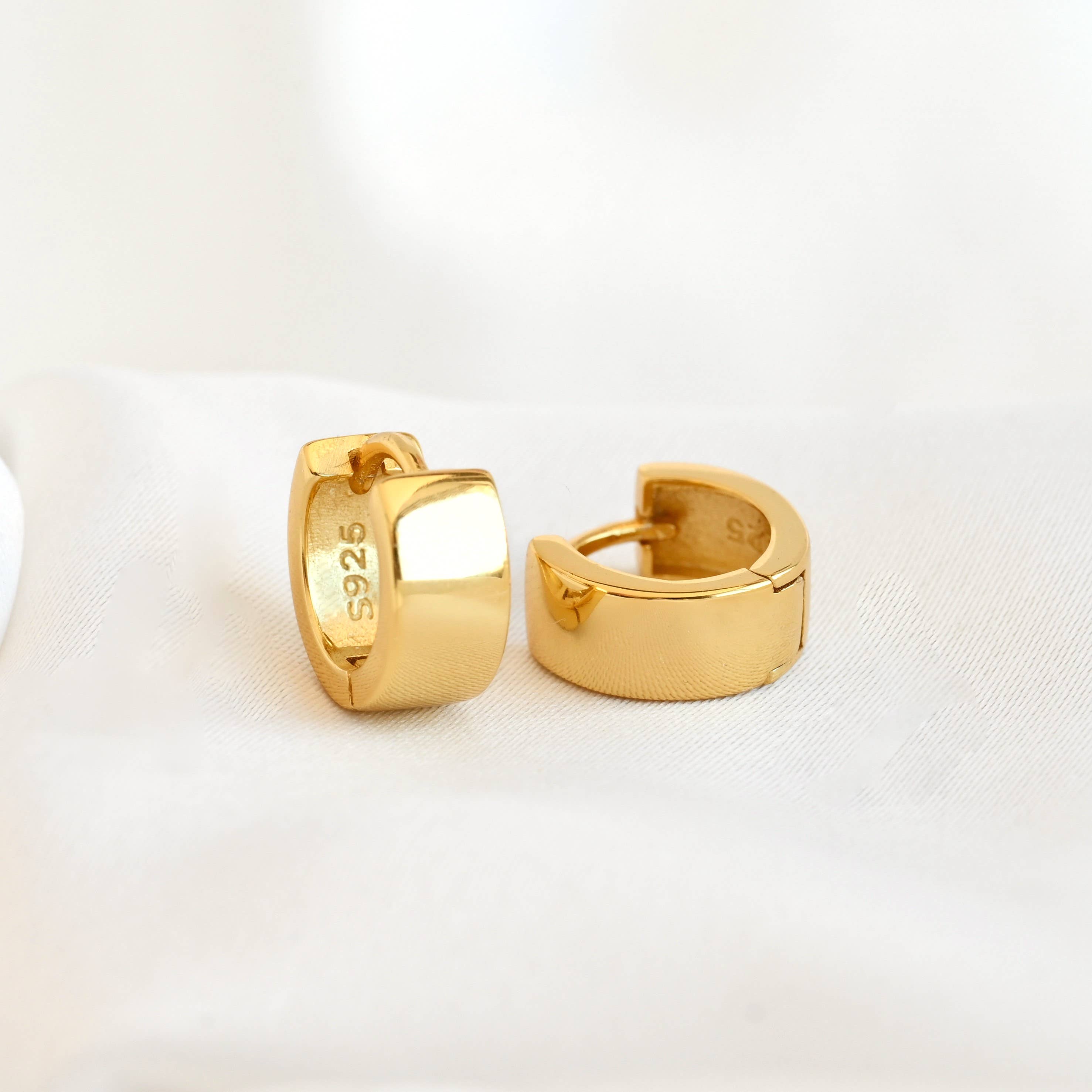 Blueyejewelry - Wholesale Huggie Earrings - Sterling Silver Bold Hoops - Silver Wide Small Huggie Hoops7