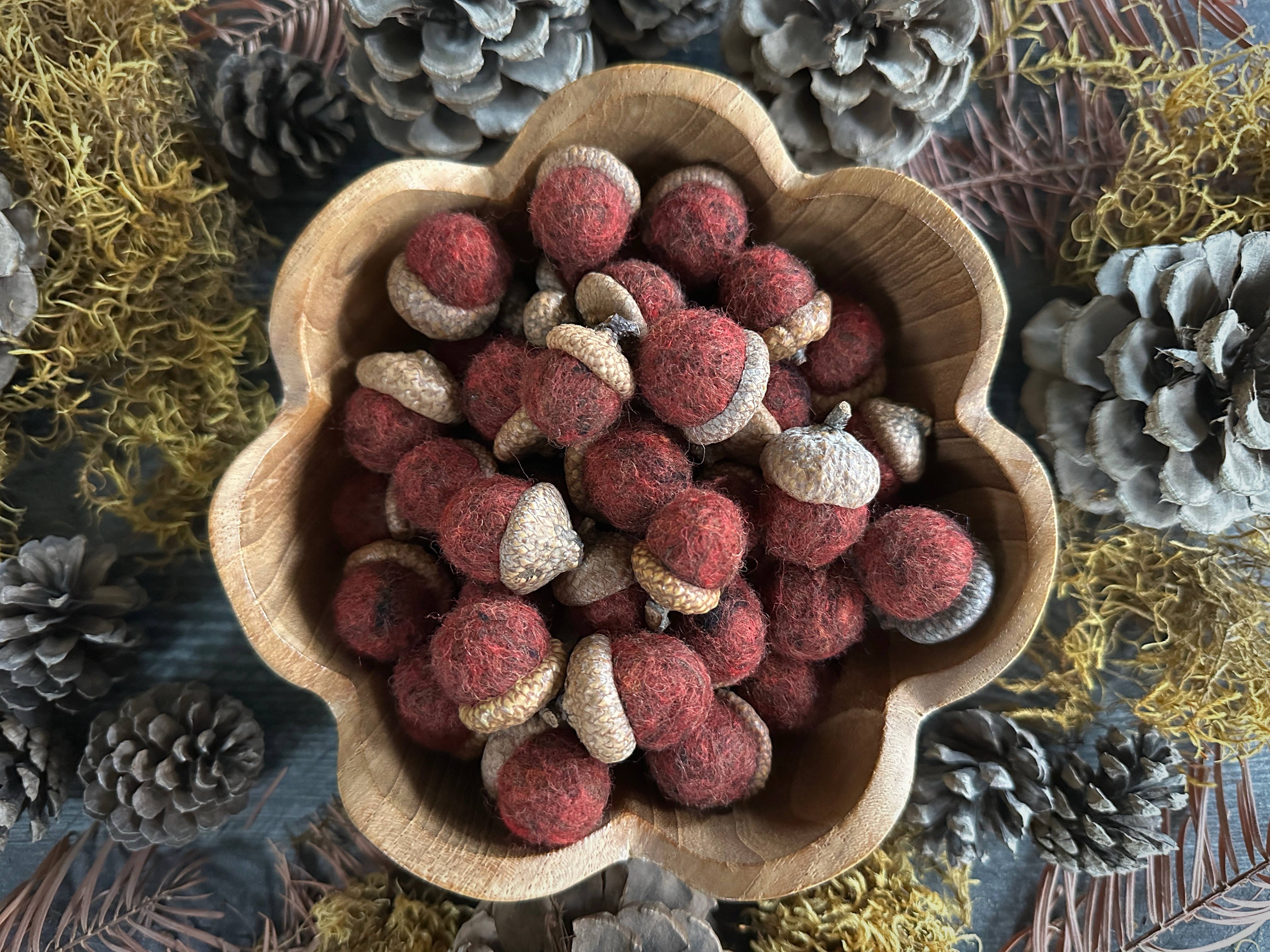 House of Moss - Venta al por mayor Artículo decorativo de mesa - Bellota de lana | Decoración mini de lana afieltrada | 11 colores0