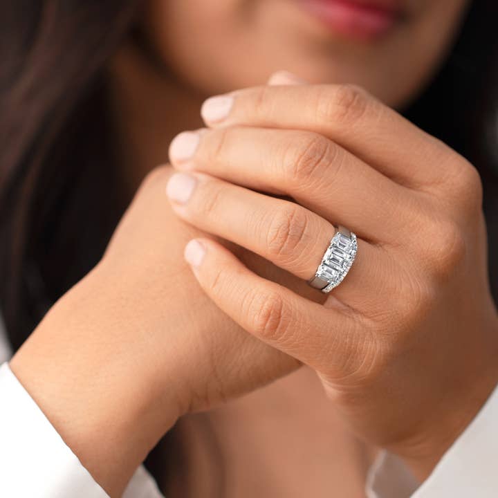 Peliani - Wholesale Engagement ring - Moissanite Emerald Cut Sterling Silver Ring Set, Size 41