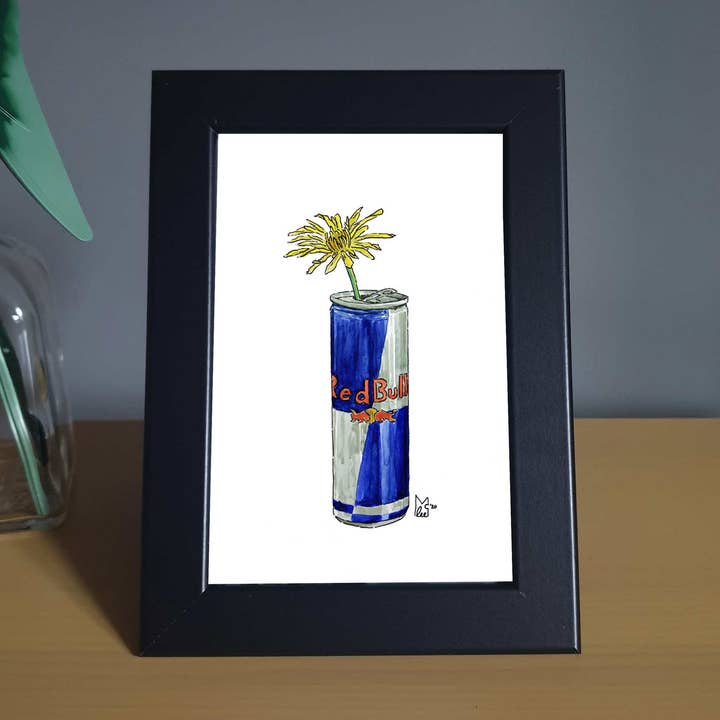 Imprimé encadré Fleur jaune dans Red Bull 10 x 15 cm pour la vente par Lee McGuire Art