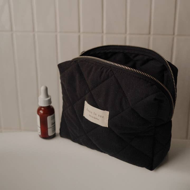 Dans le Sac - Wholesale Pouch - Women's - Quilted travel pouch