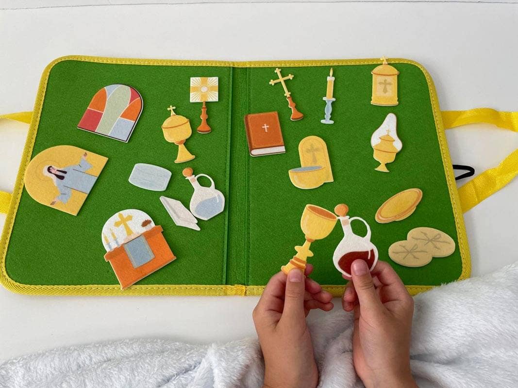 Brick House in the City – wholesale Pre-school book (3–5) – Catholic Mass Felt Book Kit0