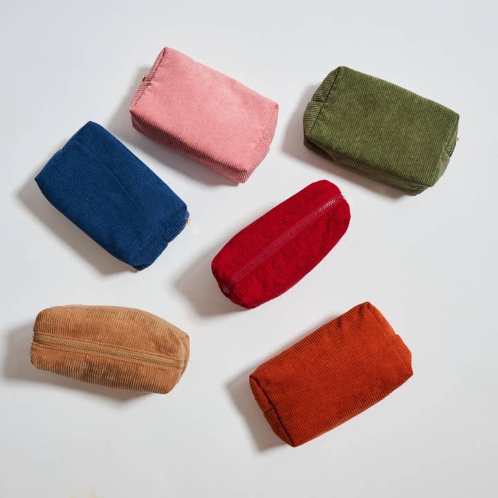 Urban Expressions - Vente Trousses de maquillage/cosmétique - Cordialement vôtre - Pochette cosmétique et de voyage en velours côtelé1