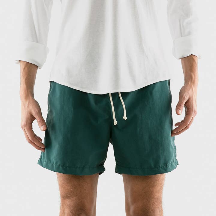Verde Pino Swim Shorts per la vendita all'ingrosso da parte di Ripa Ripa