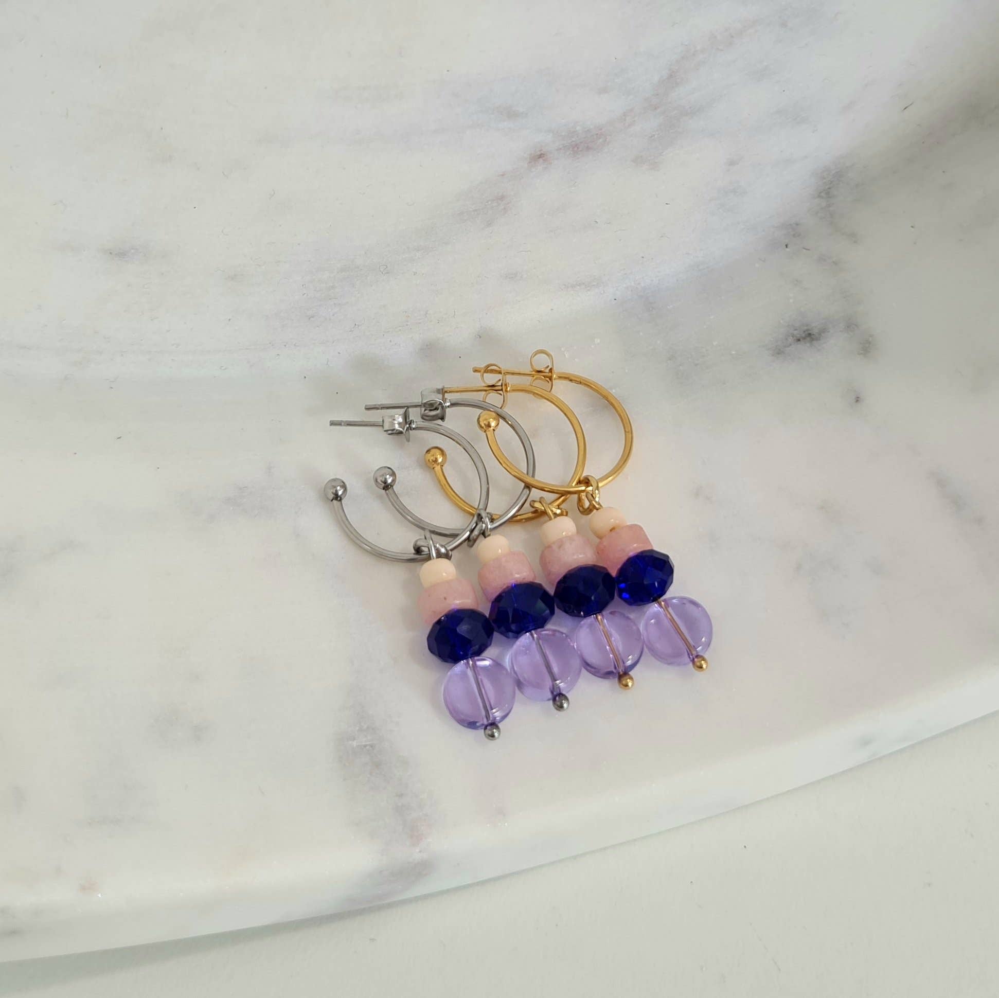 REMOVED BRAND - Vendita all'ingrosso Orecchini pendenti - Orecchini Hailey in acciaio inossidabile dorato con quarzo rosa2