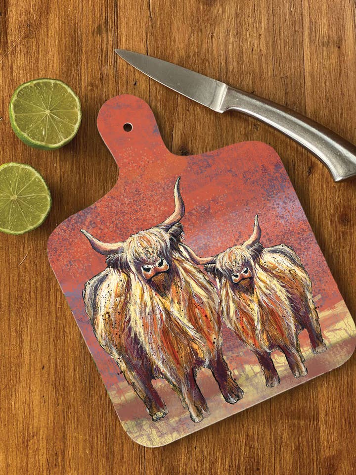 Small Highland Cow Chopping Board for wholesale by Dollyhotdogs