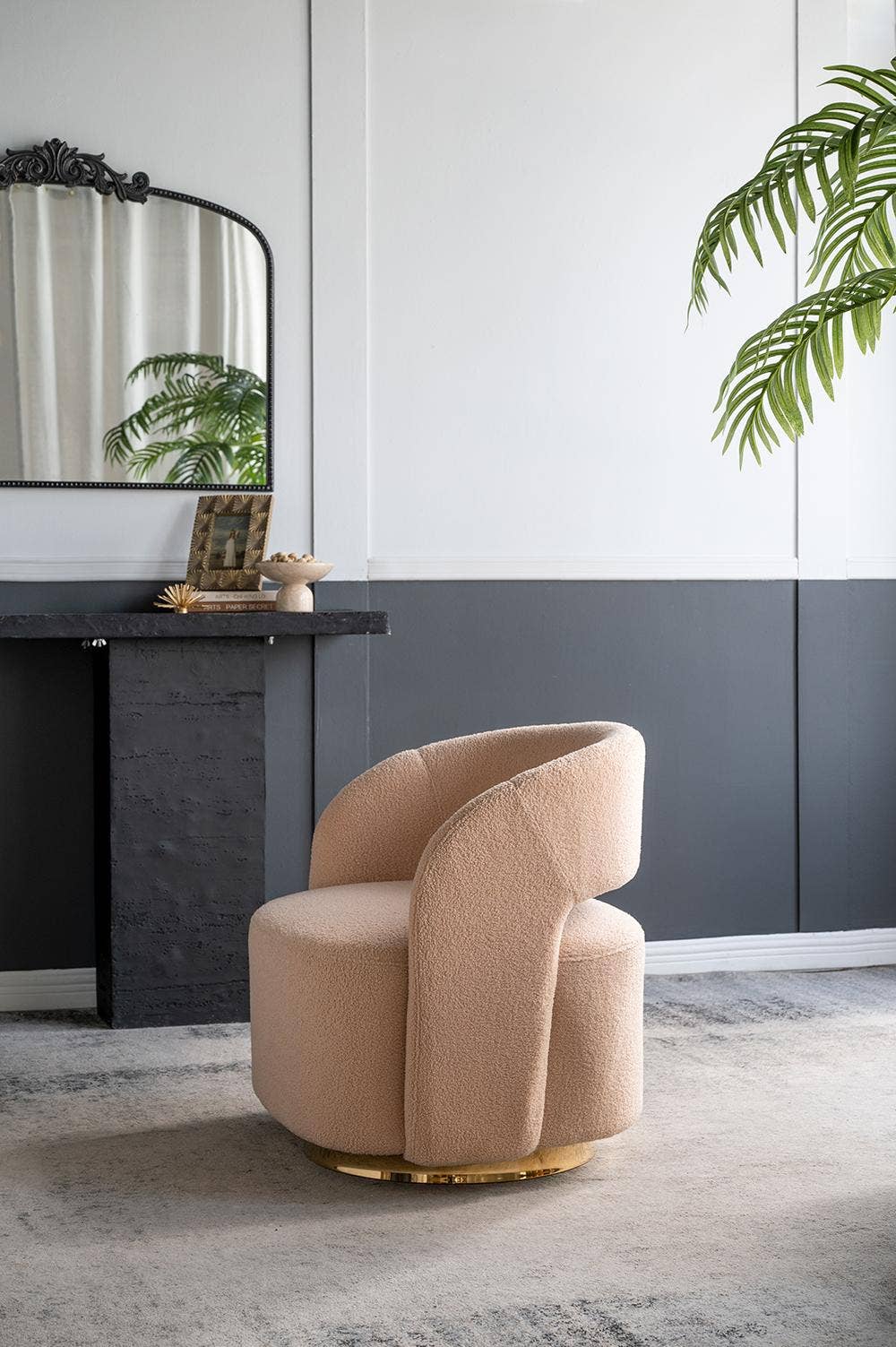 A&B Home Group Inc. - Vente Chaises - Fauteuil tonneau pivotant orange avec dossier surélevé 26,5x29,5x29,5"4