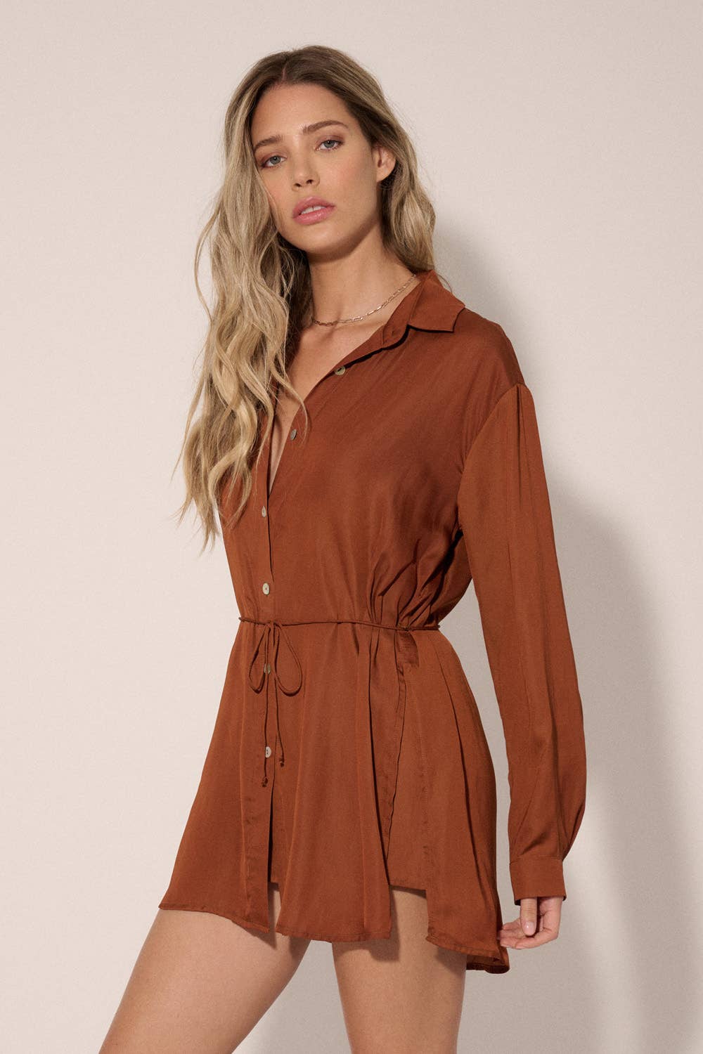 Promesa USA – Romper - Mulher por atacado – Macaquinho sólido de cetim com botão, cintura alta e cinto62