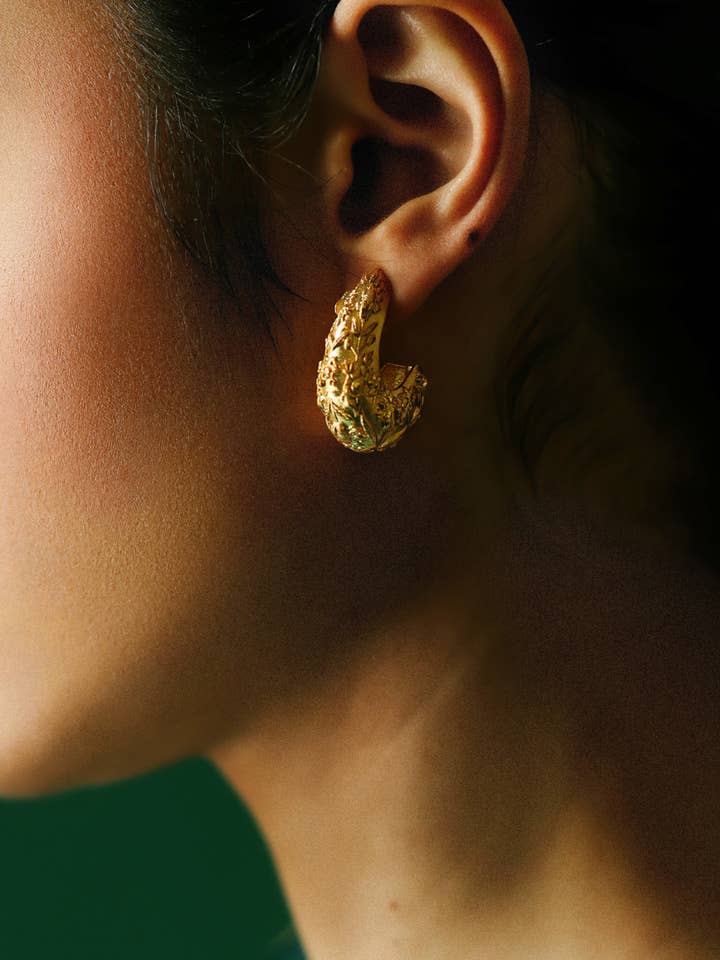 Boucles d'oreilles Fleur en Fusion pour la vente par Melrosia London