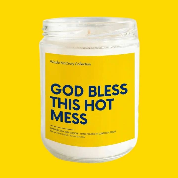 Dios bendiga esta vela de soja Hot Mess para venta al por mayor de Wade McCrory Collection