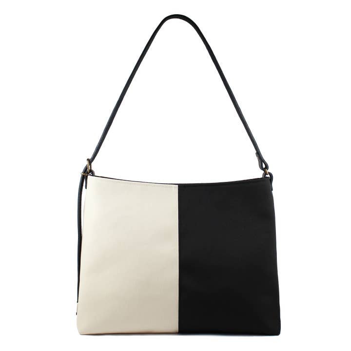 Reliée Studio – wholesale Shoulder bag – women's – Black and white WATERPROOF bag with leather strap - Bianca0