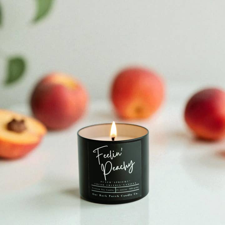 Our Back Porch Candle Co - Vente Bougie en bocal - Bougie en cire de soja Feelin' Peachy Maison Moderne0