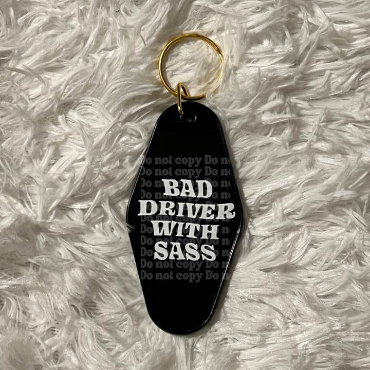 Portachiavi da donna Retro Motel con anello in oro SWS-VMK-0013 per la vendita all'ingrosso da parte di Sidekick Styles