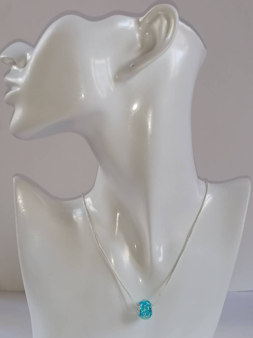 Blue Moon Bijoux - Wholesale Pendant/Charm Necklace - Murano blue pearl necklace3