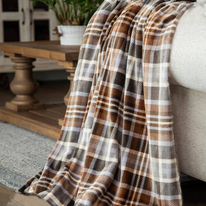 Carstens, Inc. - Wholesale Throw Blanket - Autumn Plaid Heavy Plush Throw5