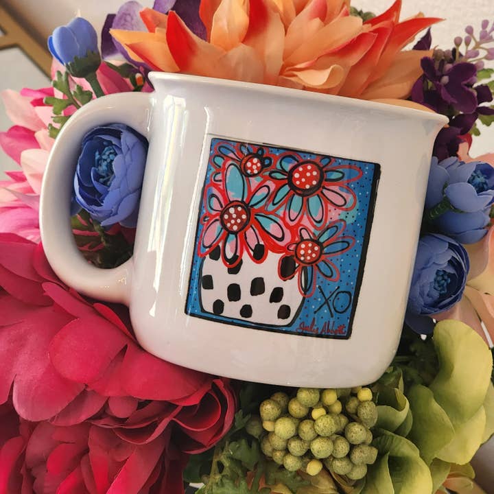 Tasse à feu de camp XO Flowers pour la vente par Julie Abbott Art