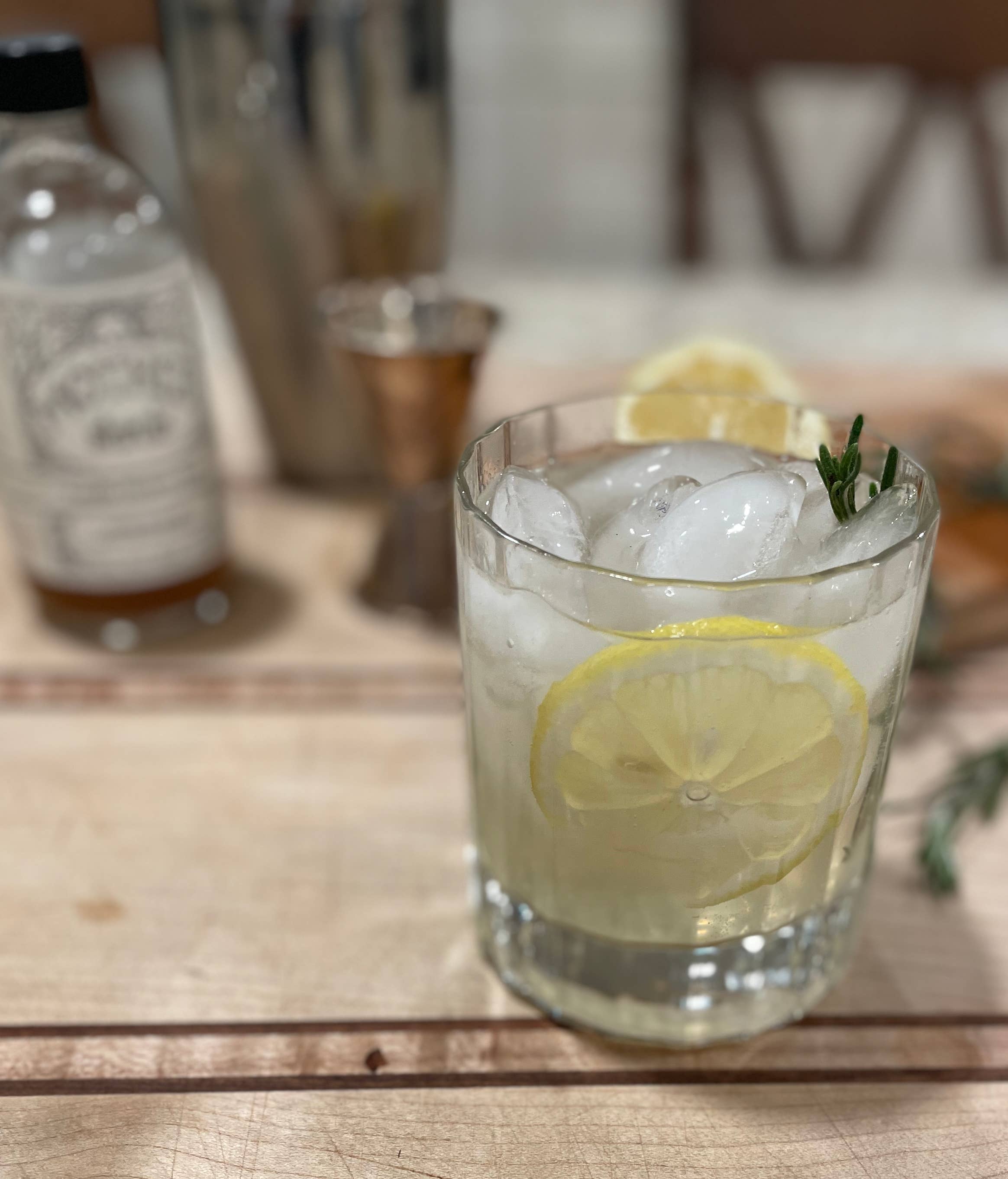 MOTHER shrub - Wholesale Cocktail Mix/Syrup - MOTHER shrub Vanilla Hickory Pear1