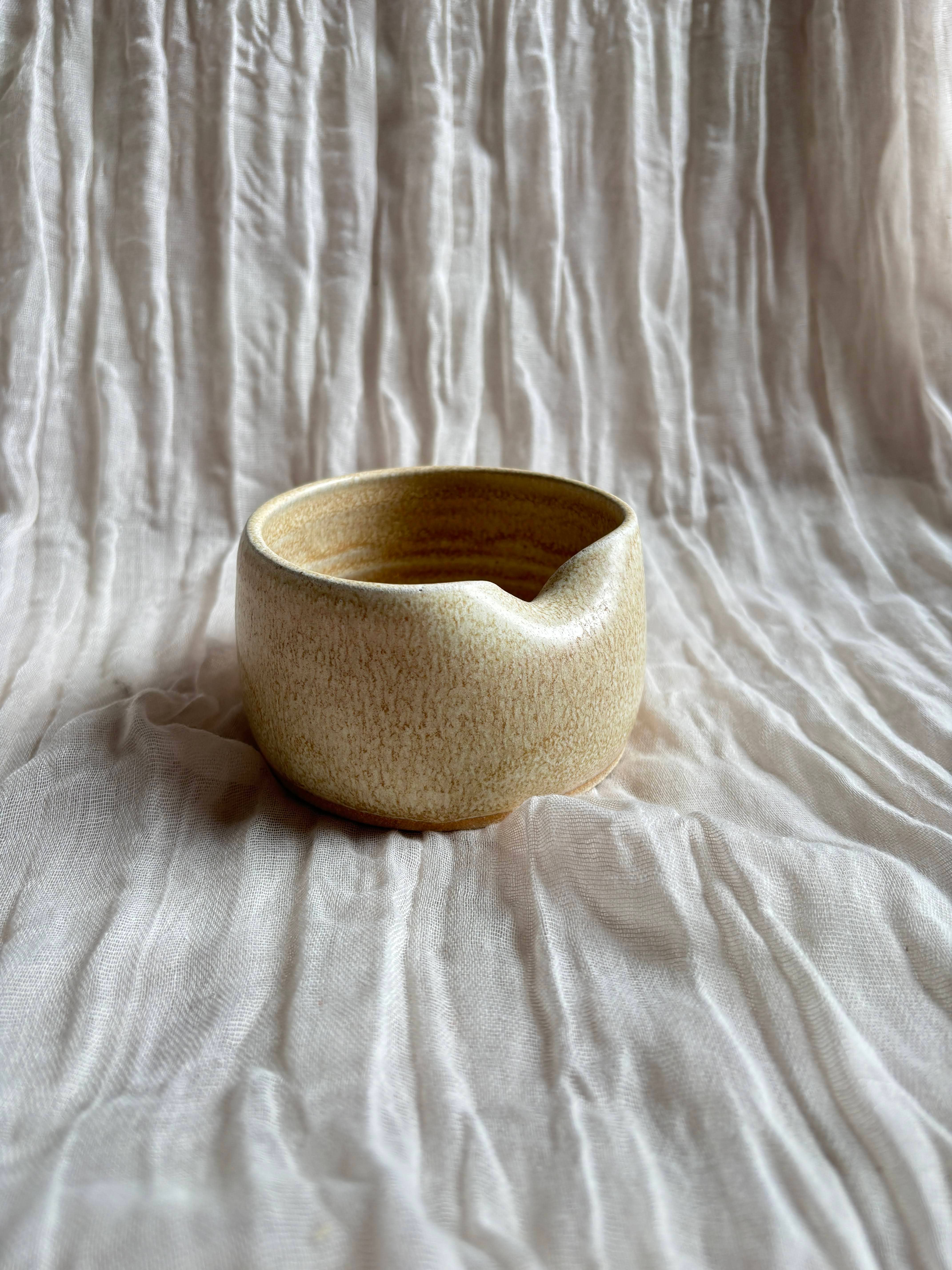 Charlotte Manser Ceramics - Wholesale Bowl - Cream Tea Bag Bowl0