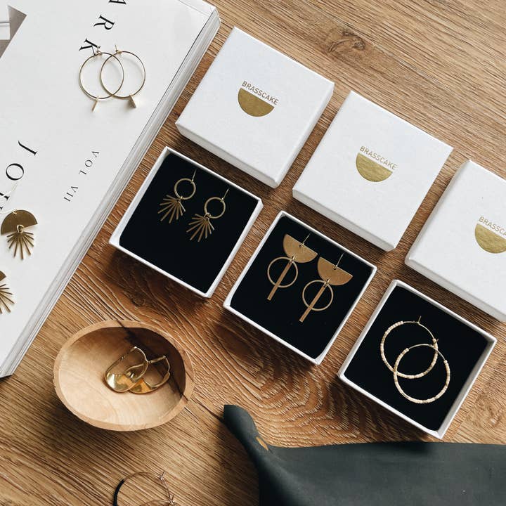 BRASSCAKE Jewelry - Wholesale Hoop Earrings - Moonstone and rod hoop earrings3