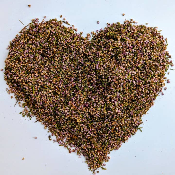 Daisy Gifts Ltd – wholesale Confetti – Natural Heather Wedding Confetti 250g - Dried Flower Buds