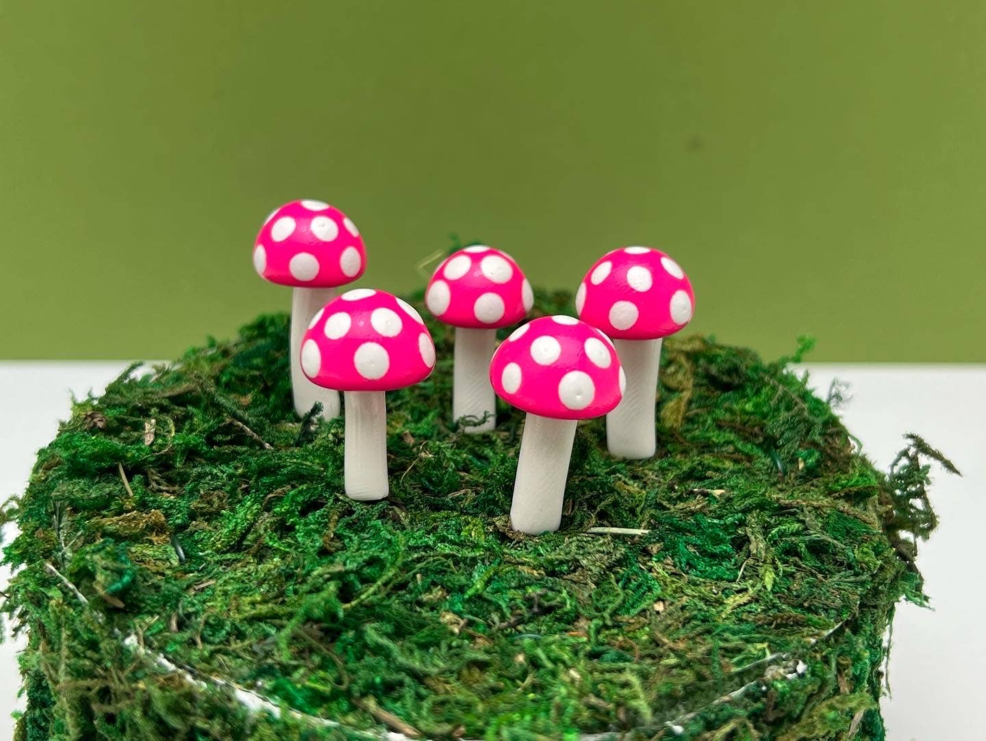 Mystical Woodlands - Wholesale Garden/Lawn Stake - Fairy Garden Mushroom Plant Pick - Ball Style9
