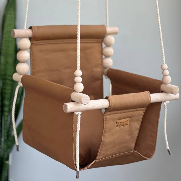 Hög rygg inomhusgunga i ekologisk bomull Toffee för wholesale av Sweet Swinging