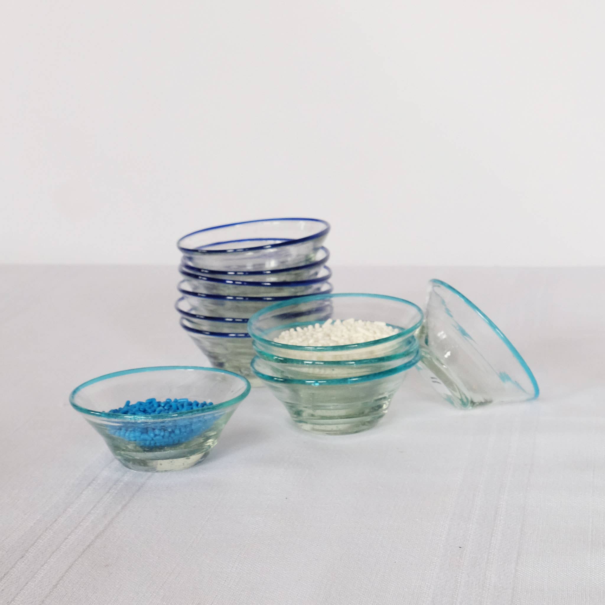 Sobremesa - Wholesale Condiment/Dip Bowl - Aqua Rim Tiny Bowl, Spice Bowl, Pinch Bowl 2