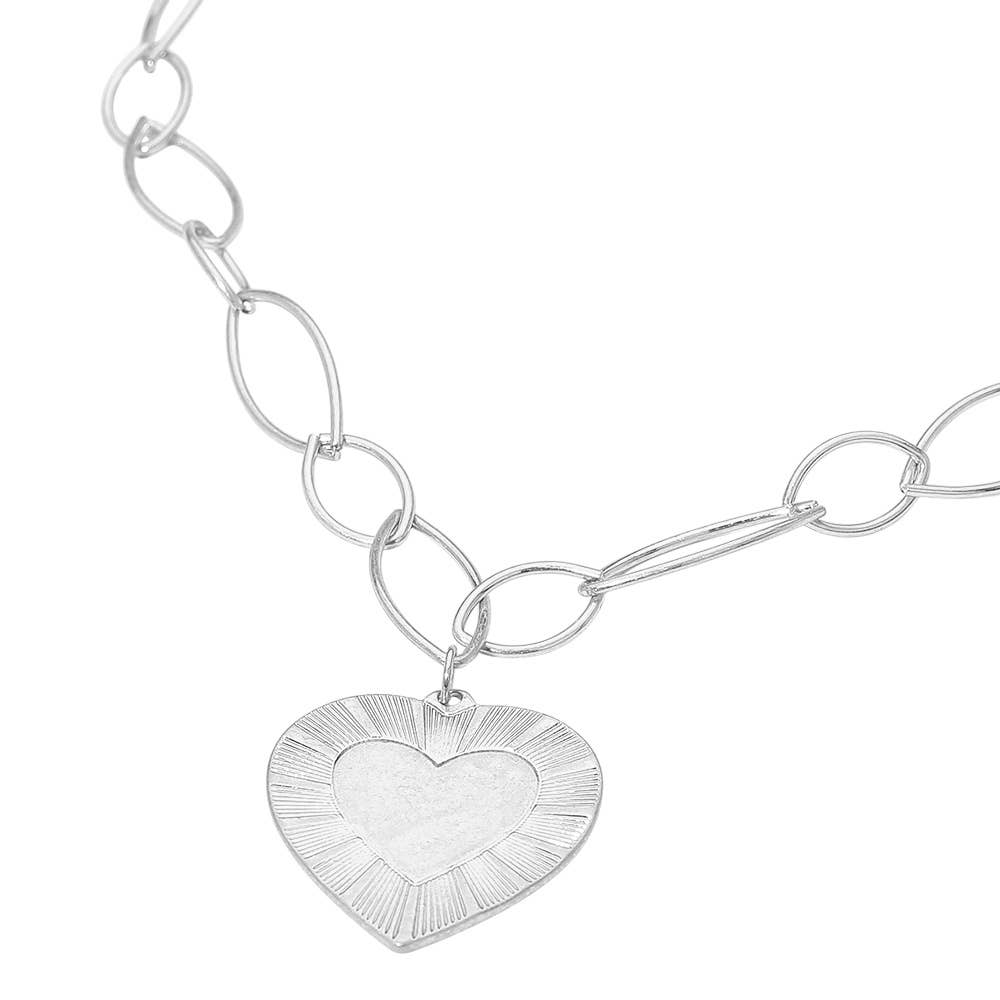 Sensibling Corp. - Wholesale Pendant/Charm Necklace - Bold Textured Heart Pendant Oval Link Chain Necklace4