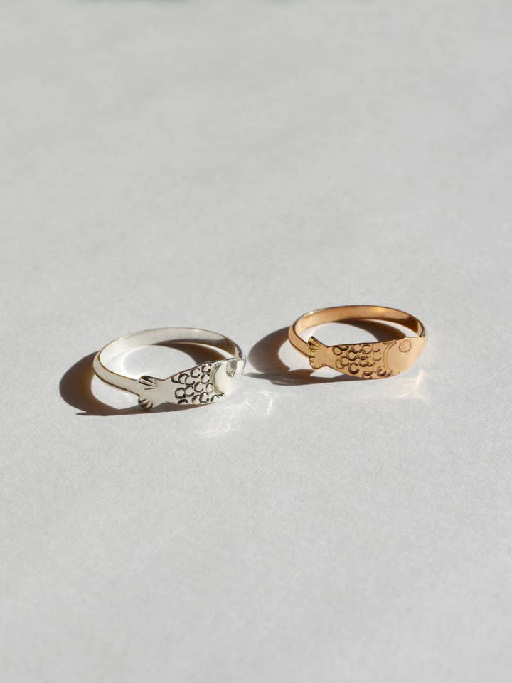 Anneau de sardine pour la vente par Gem & Blue