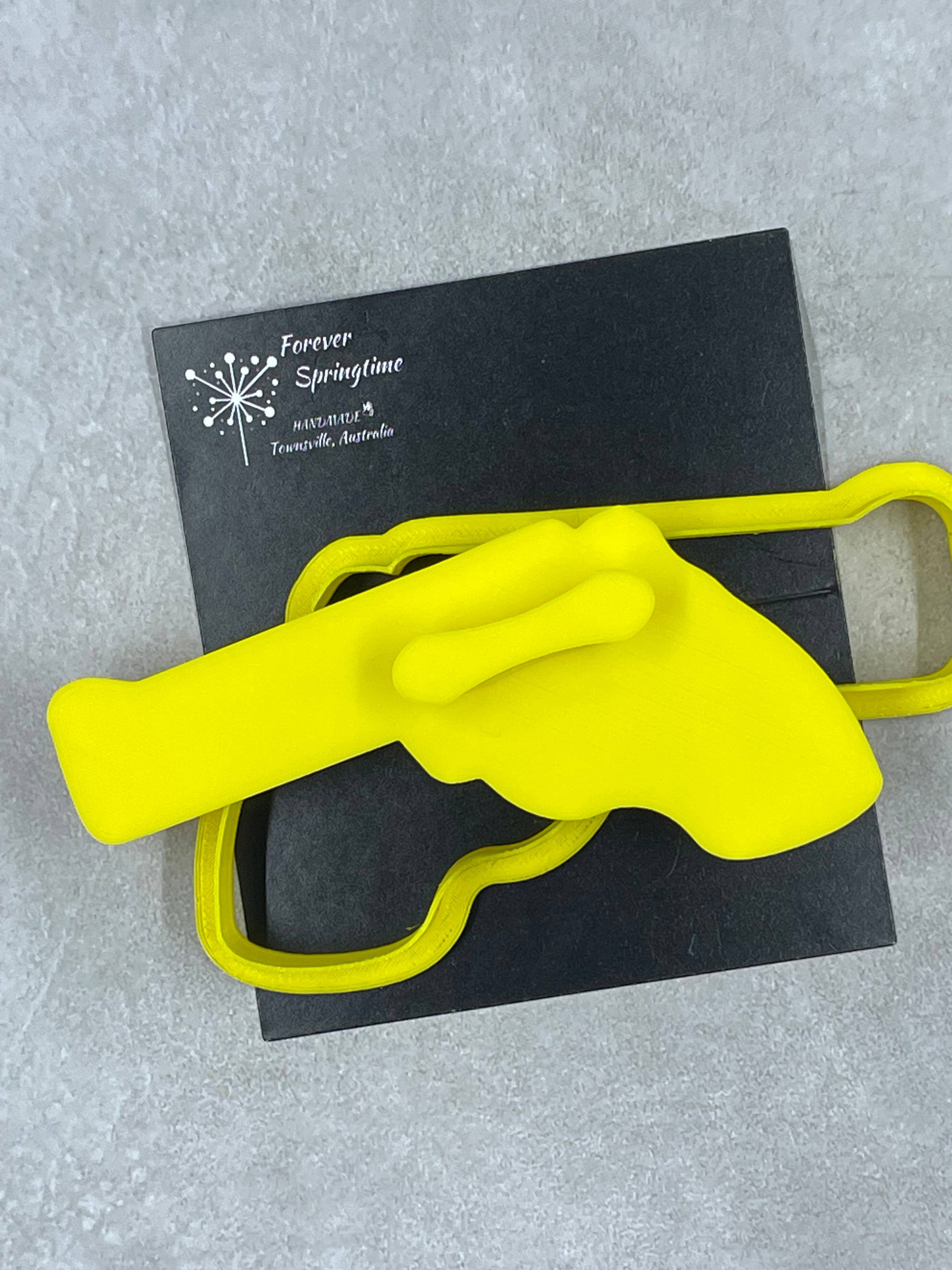 Forever Springtime - Wholesale Biscuit cutter - Country GUN Cookie Cutter and Embosser Stamp for Fondant / Polymer Clay / Clay / Plasticine1