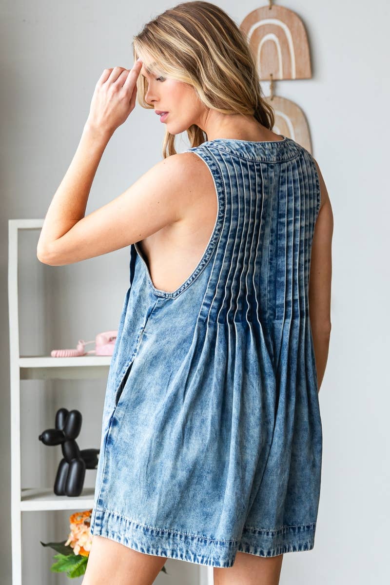 Veveret – wholesale Dress – Women's – Front Pleated V Neck Sleeveless Denim Romper3