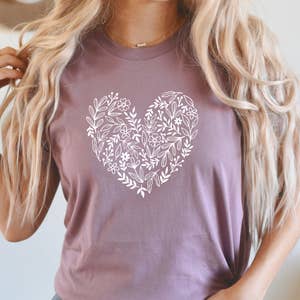 Heart Sweatshirt, Cute Valentines Day Shirt, Womens Valentine Crewneck –  Signature T-Shirtz