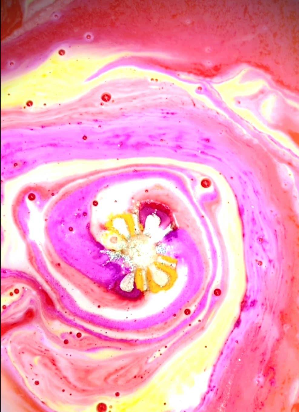 Unique creations soap company - Vente Bombe de bain/poudre effervescente pour le bain - bombe de bain Daisy
