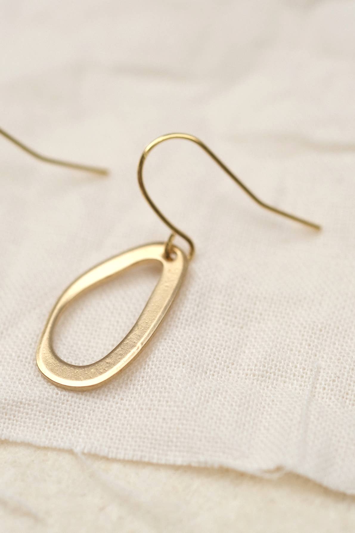 BRASSCAKE Jewelry – Großhandel Ohrhänger – ALABASTER OHRRINGE // Ohrringe gold, Nachhaltiger Schmuck1